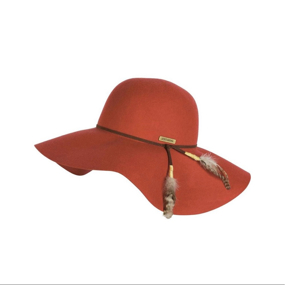 Billabong wool hat with feathers